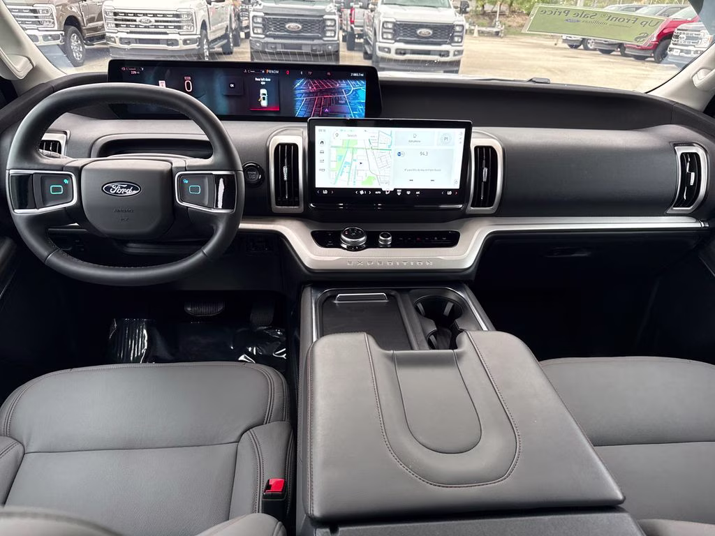 2025 Oxford White Ford Expedition Active RWD SUV