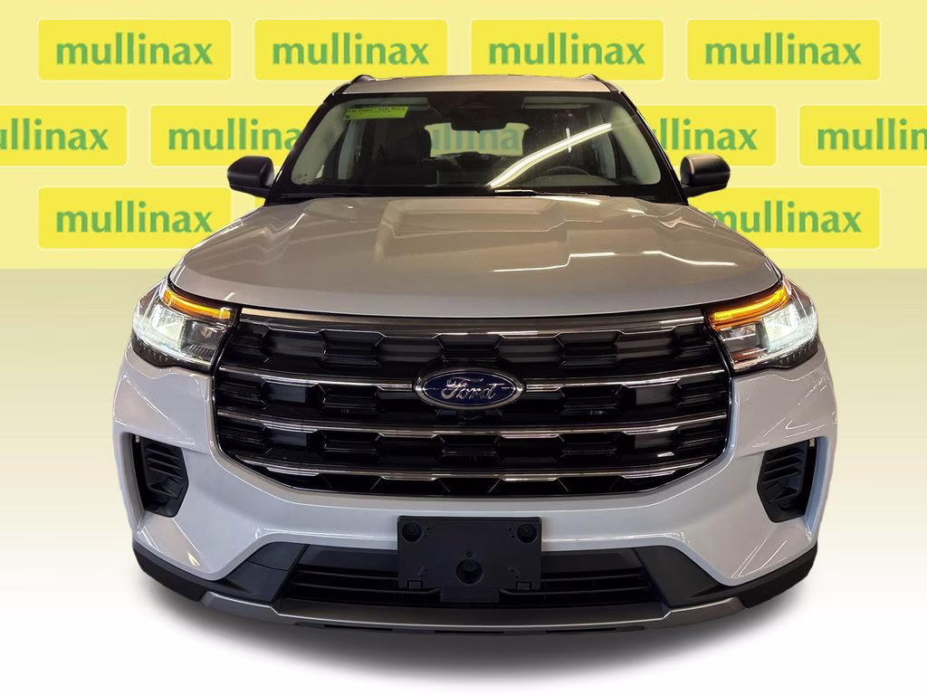 2026 White Metallic Ford Explorer Active RWD SUV