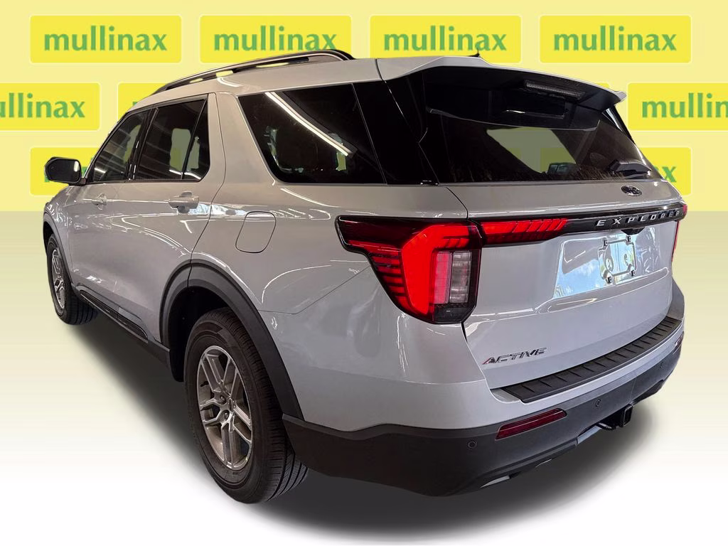 2026 White Metallic Ford Explorer Active RWD SUV