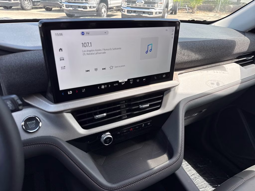 2026 Agate Black Metallic Ford Explorer Active RWD SUV