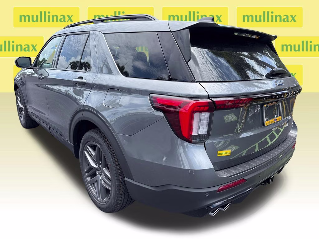 2026 Carbonized Gray Metallic Ford Explorer ST 4X4 SUV