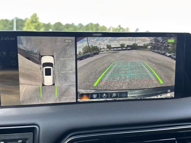 2025 Alpine Metallic/Super Black Nissan Armada PRO-4X 4X4 SUV