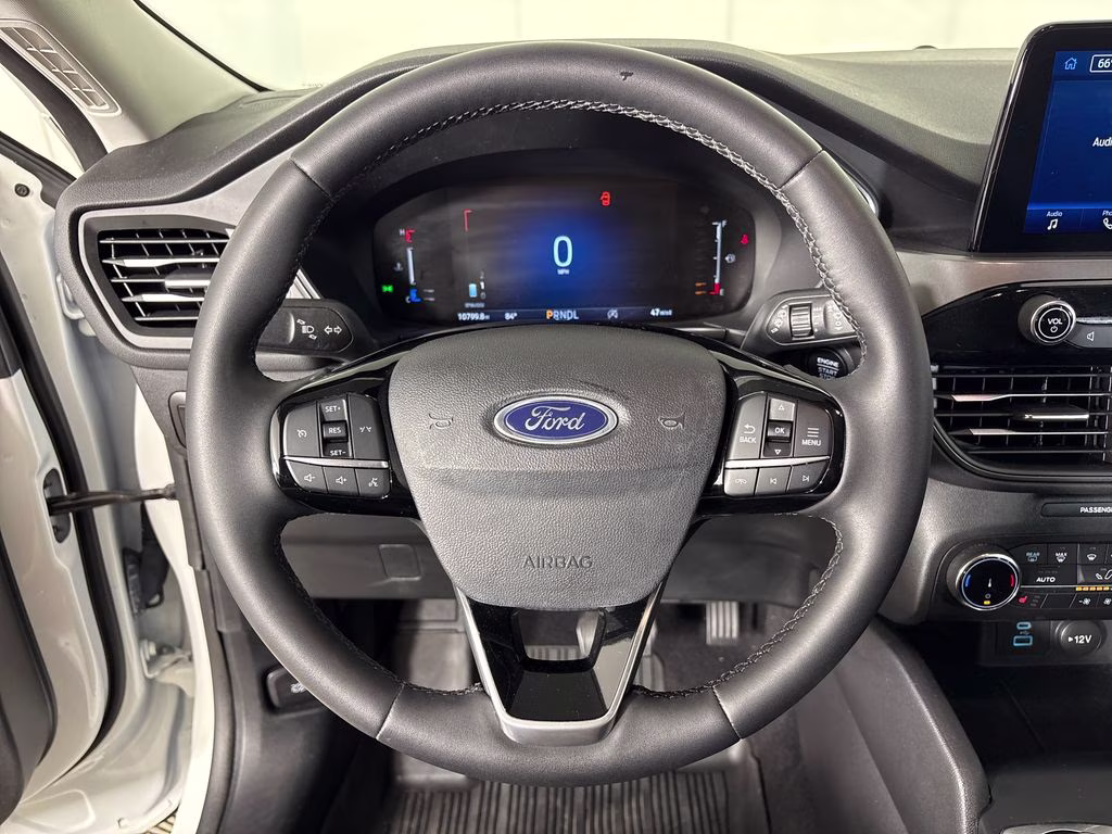 2023 White Metallic Ford Escape Active AWD SUV