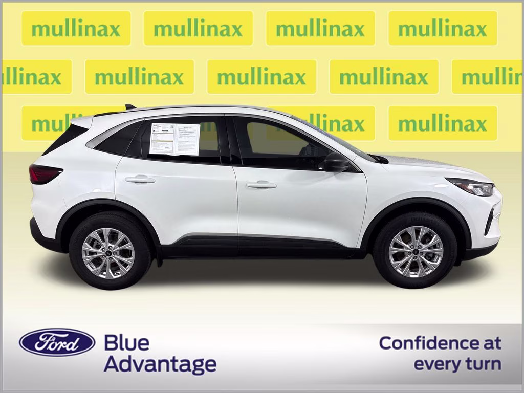 2023 White Metallic Ford Escape Active AWD SUV