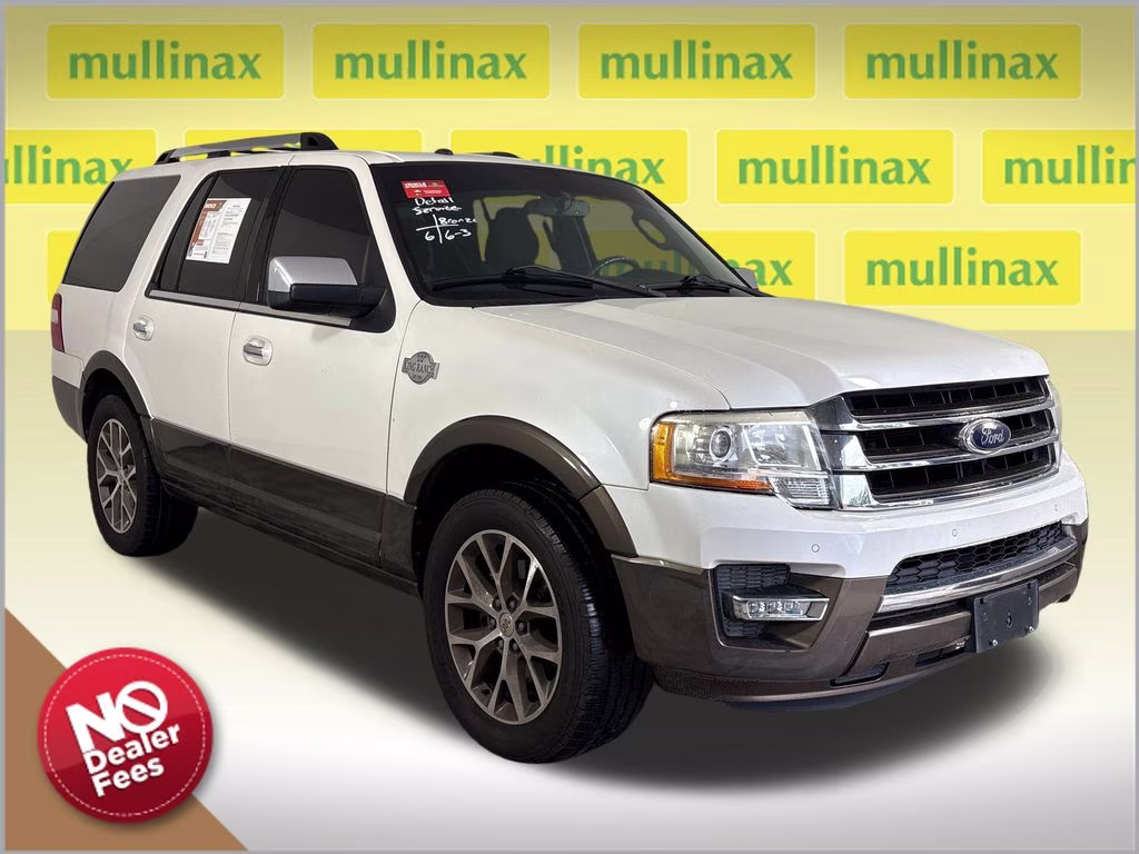 2016 White Platinum Clearcoat Metallic Ford Expedition King Ranch RWD SUV
