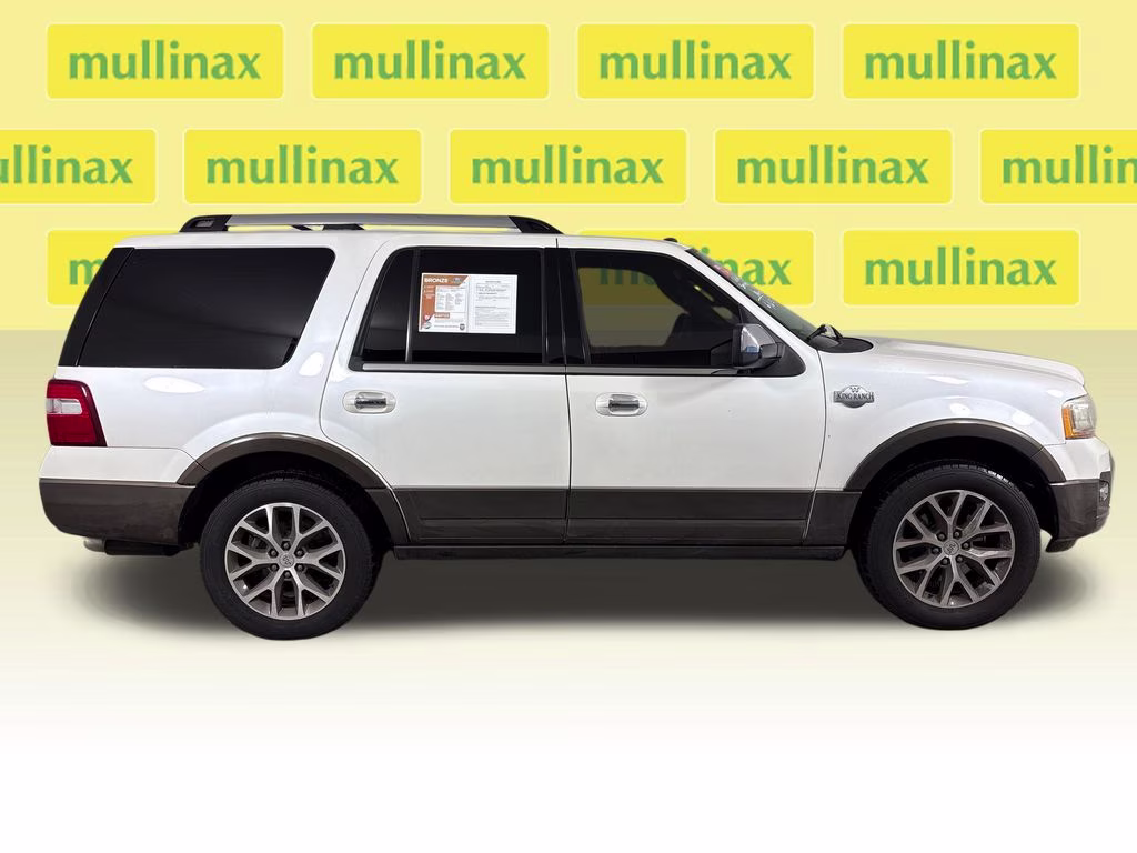 2016 White Platinum Clearcoat Metallic Ford Expedition King Ranch RWD SUV