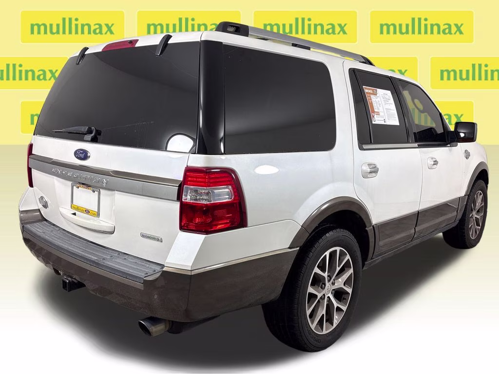 2016 White Platinum Clearcoat Metallic Ford Expedition King Ranch RWD SUV