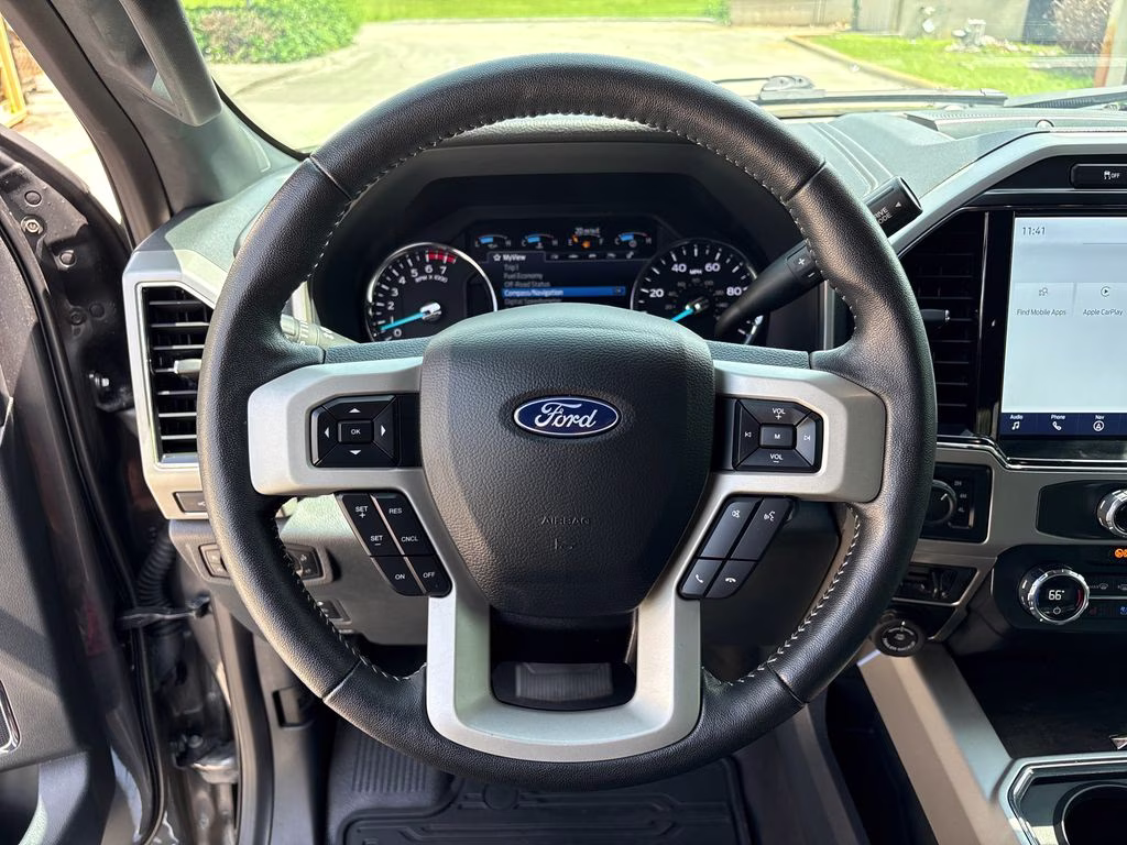 2022 Gray Ford Super Duty F-250 SRW Lariat 4X4 Truck