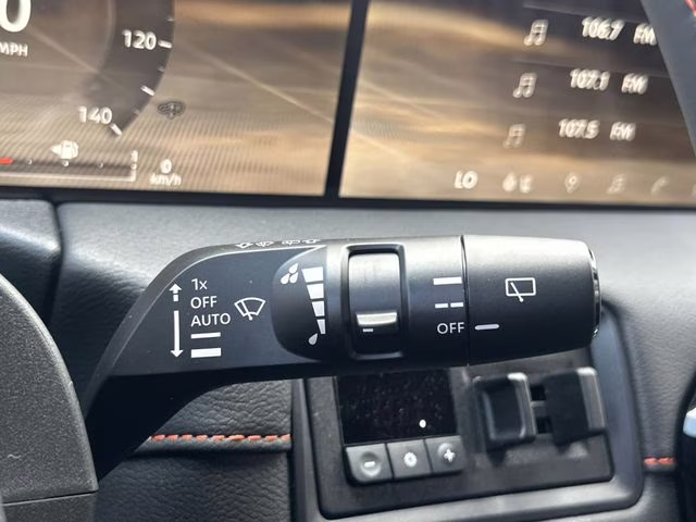 2025 Aspen White Tricoat/Super Black Nissan Armada PRO-4X 4X4 SUV