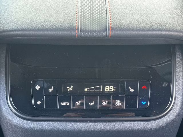 2025 Aspen White Tricoat/Super Black Nissan Armada PRO-4X 4X4 SUV