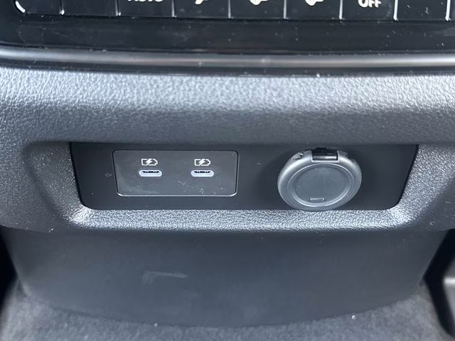 2025 Aspen White Tricoat/Super Black Nissan Armada PRO-4X 4X4 SUV