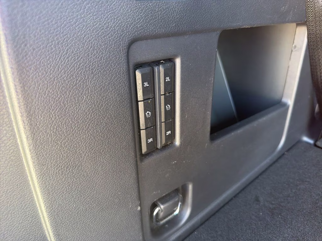 2024 Gray Metallic Ford Expedition Limited 4X4 SUV