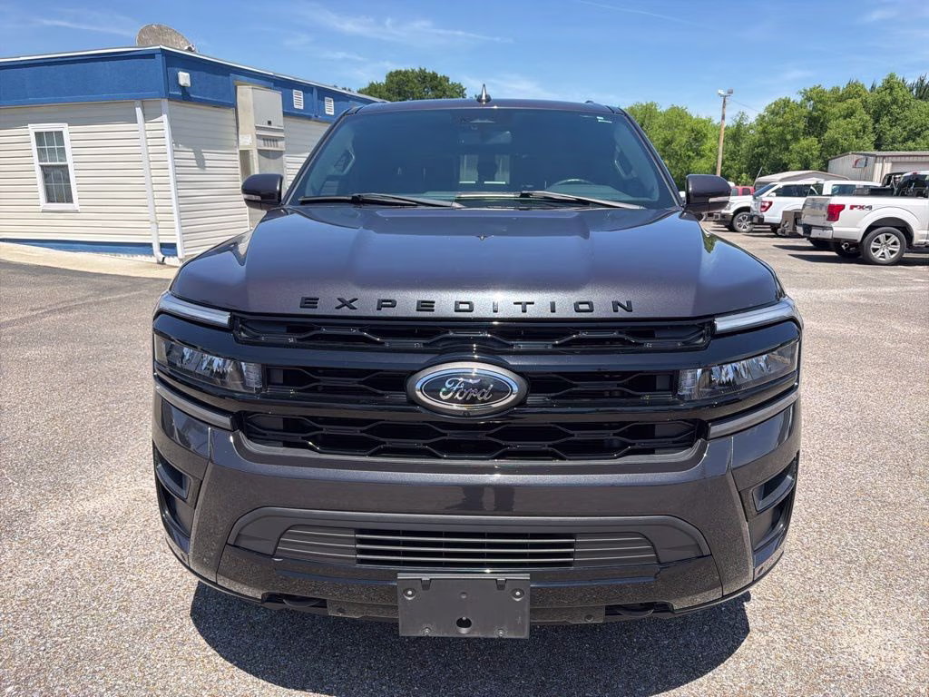 2024 Gray Metallic Ford Expedition Limited 4X4 SUV