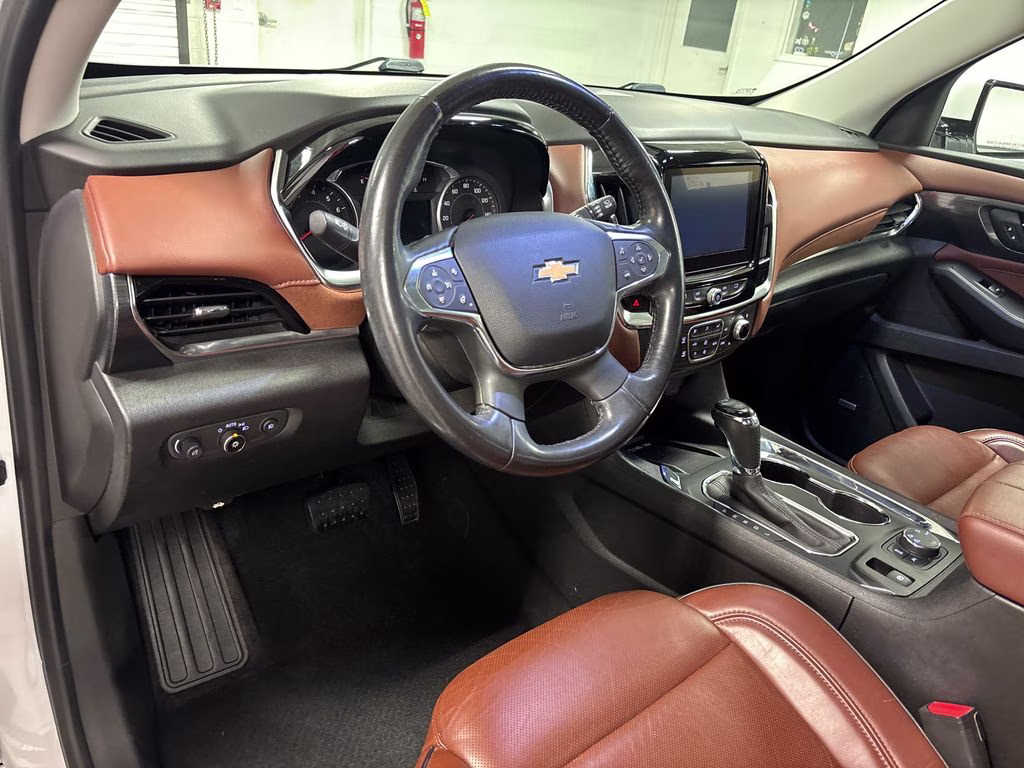 2018 Summit White Chevrolet Traverse High Country AWD SUV