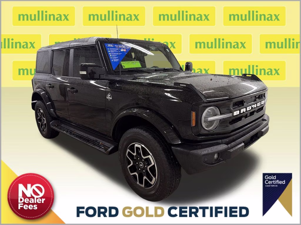 2025 Shadow Black Ford Bronco Outer Banks 4X4 SUV
