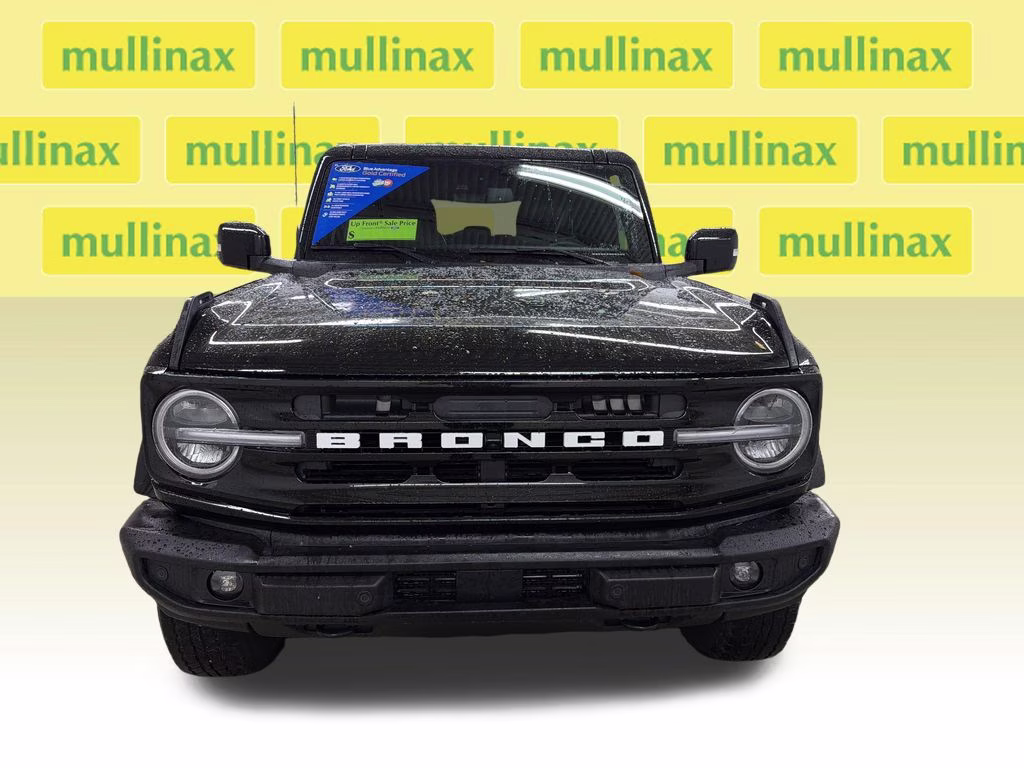 2025 Shadow Black Ford Bronco Outer Banks 4X4 SUV