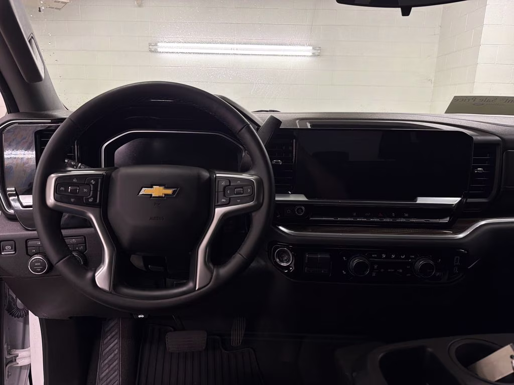 2025 Summit White Chevrolet Silverado 2500HD LT 4X4 Truck