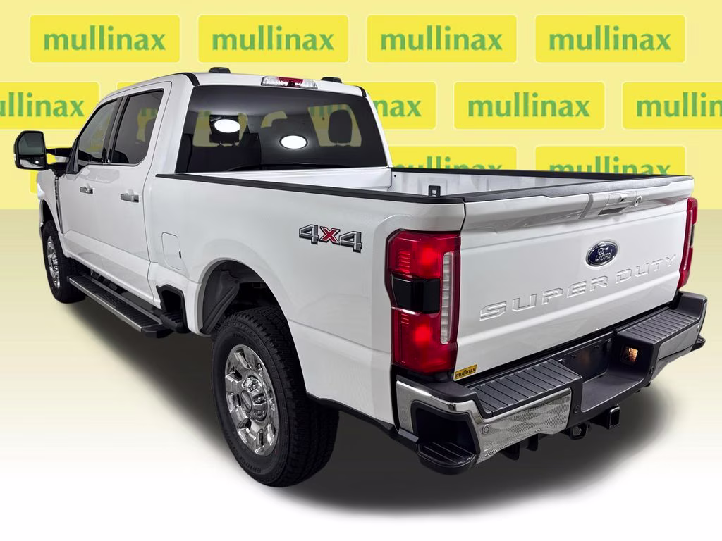 2026 Star White Metallic Tri-Coat Ford Super Duty F-250 SRW Lariat 4X4 Truck