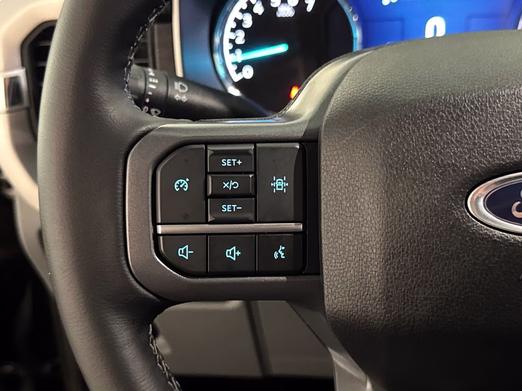 2023 Agate Black Metallic Ford F-150 XLT 4X4 Truck