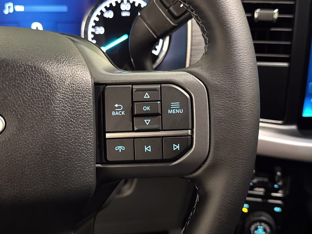 2023 Agate Black Metallic Ford F-150 XLT 4X4 Truck