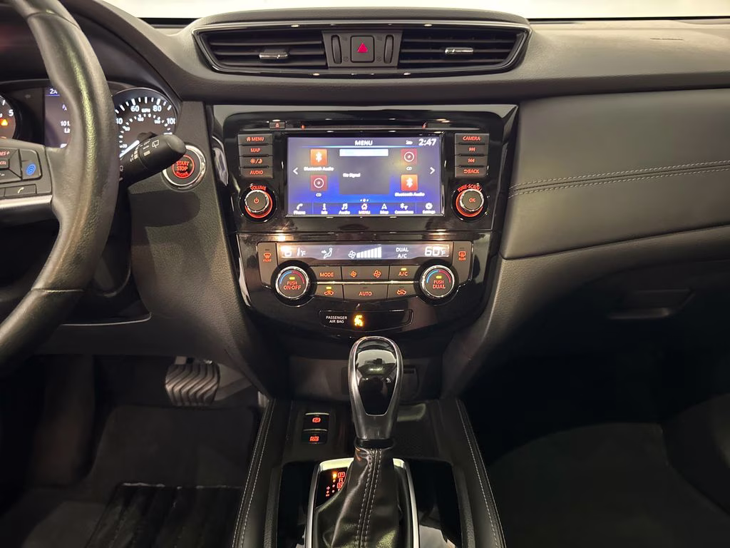 2018 Magnetic Black Nissan Rogue SL FWD SUV