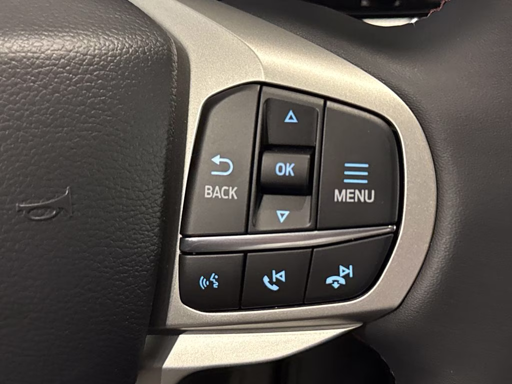 2026 White Metallic Ford Explorer Active RWD SUV