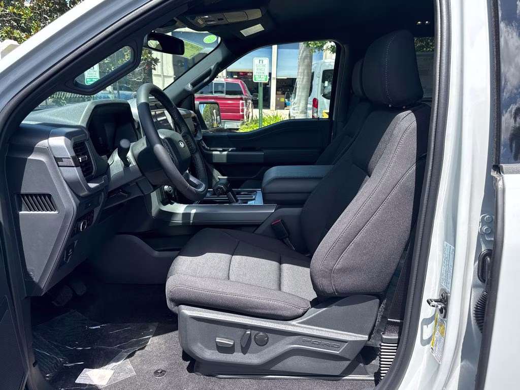 2026 Avalanche Ford F-150 XLT 4X4 Truck