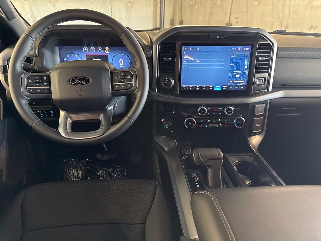 2026 Avalanche Ford F-150 XLT 4X4 Truck