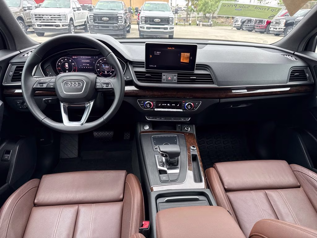 2020 Moonlight Blue Metallic Audi Q5 45 Premium Plus AWD SUV