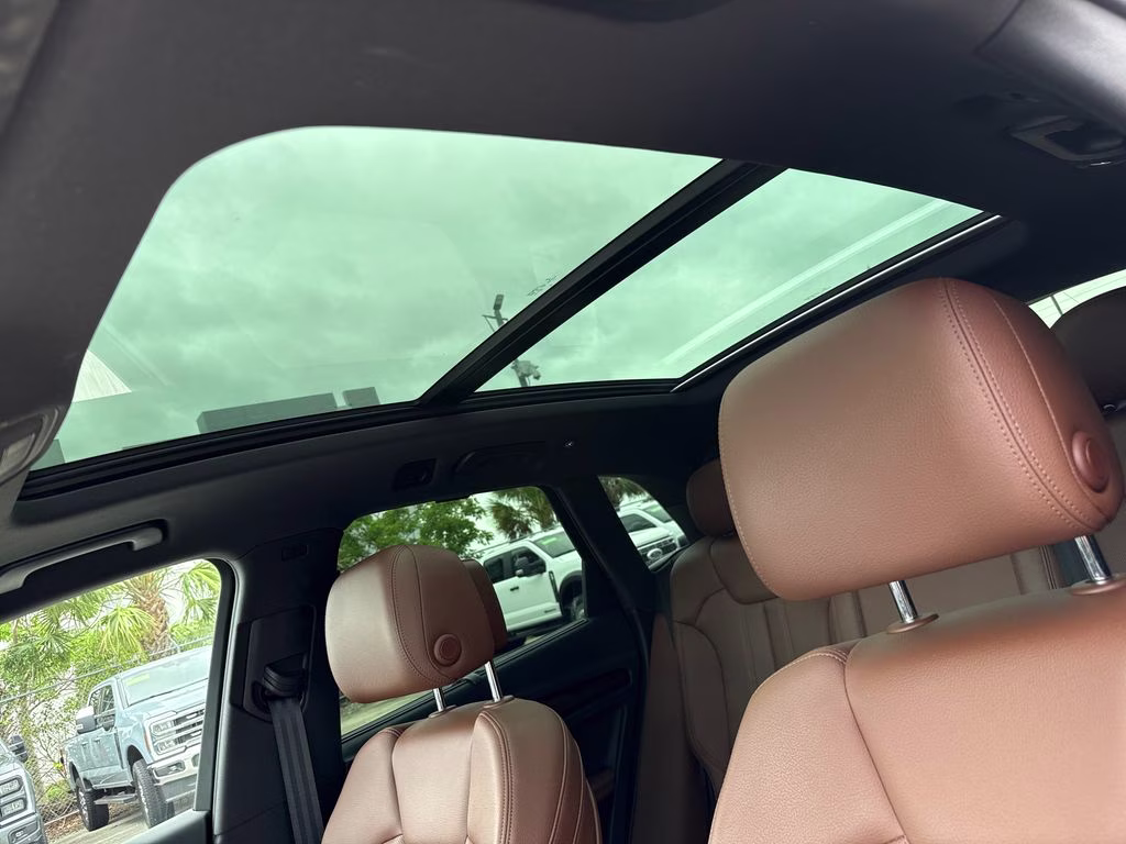 2020 Moonlight Blue Metallic Audi Q5 45 Premium Plus AWD SUV