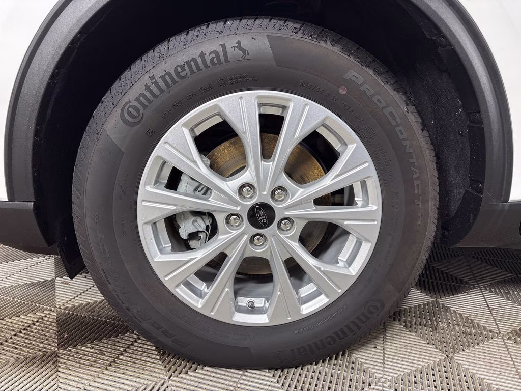 2023 White Metallic Ford Escape Active AWD SUV