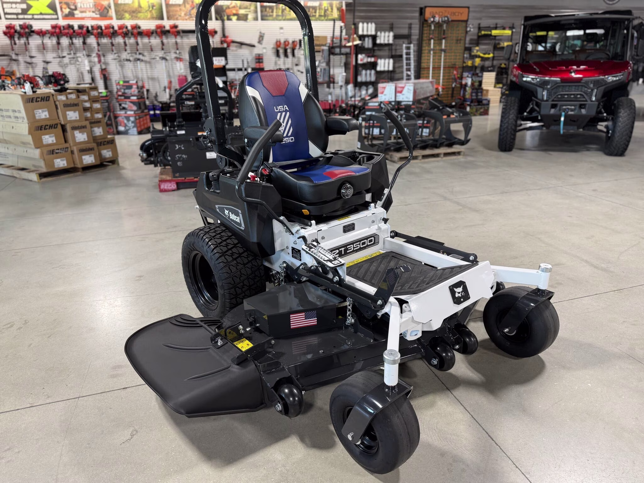 2026 Bobcat ZT3500 Series 61 Founders Edition Lawn Mower