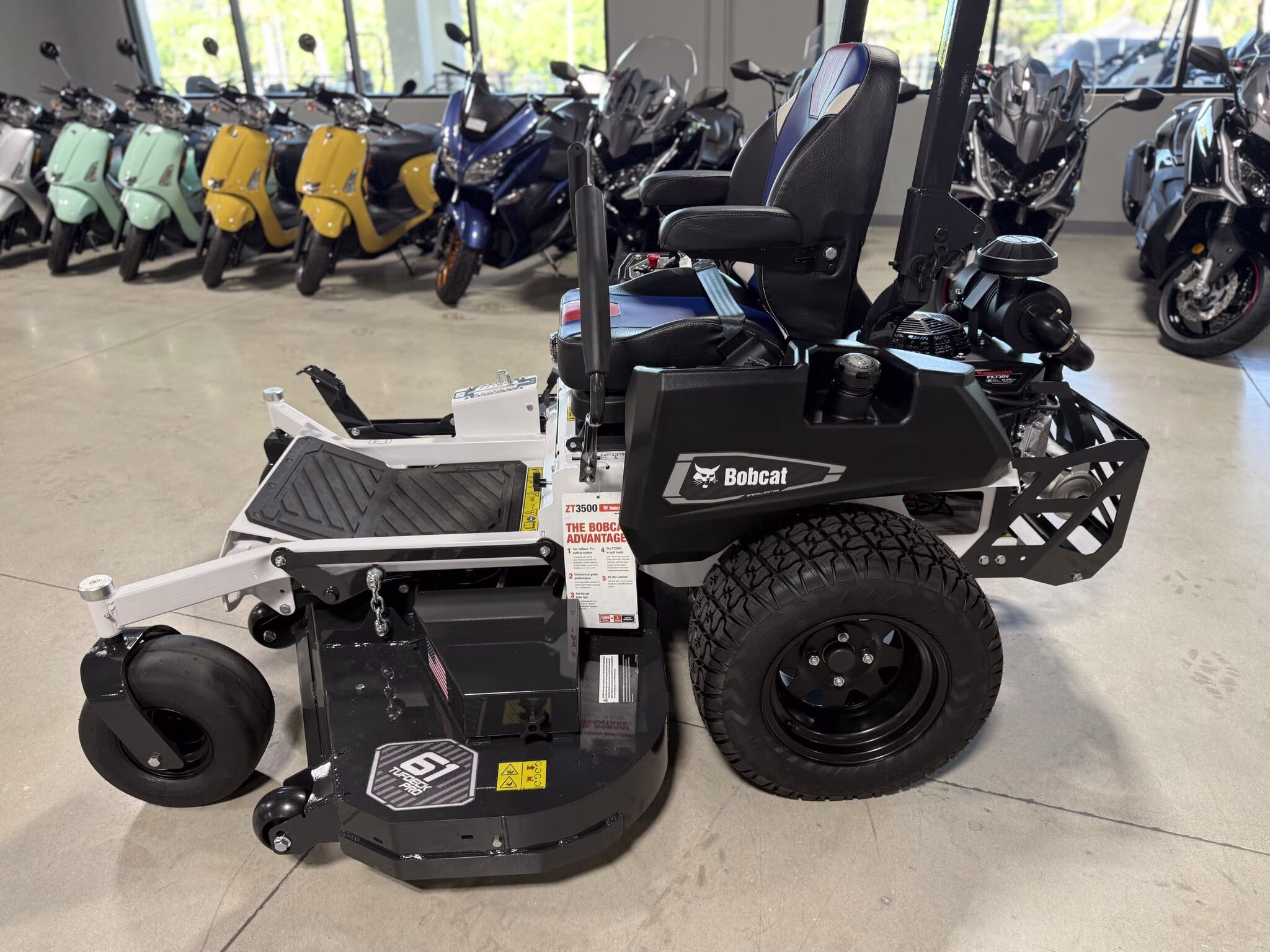 2026 Bobcat ZT3500 Series 61 Founders Edition Lawn Mower