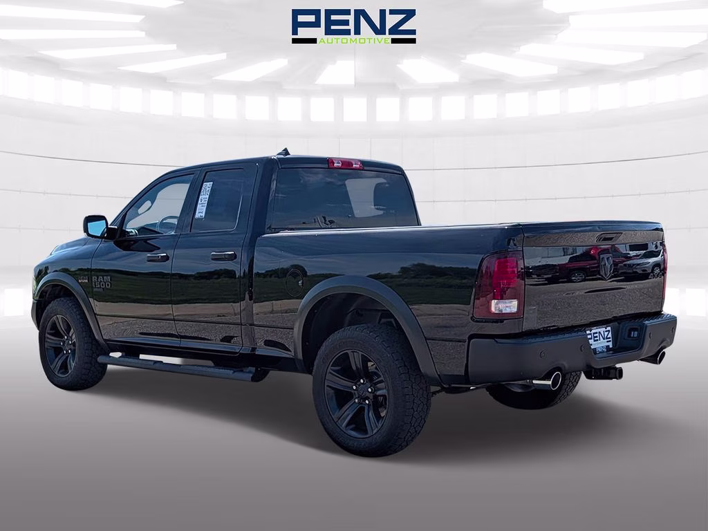 2021 Diamond Black Crystal Pearlcoat Ram 1500 Classic Warlock 4X4 Truck