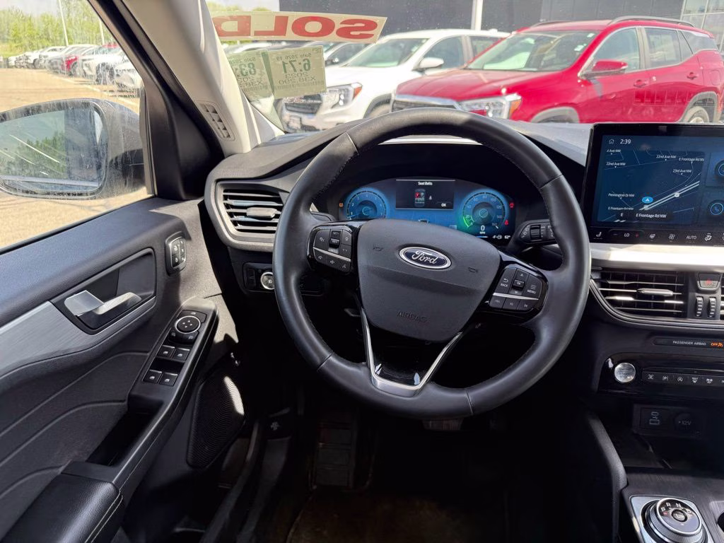 2023 Carbonized Gray Metallic Ford Escape Platinum AWD SUV