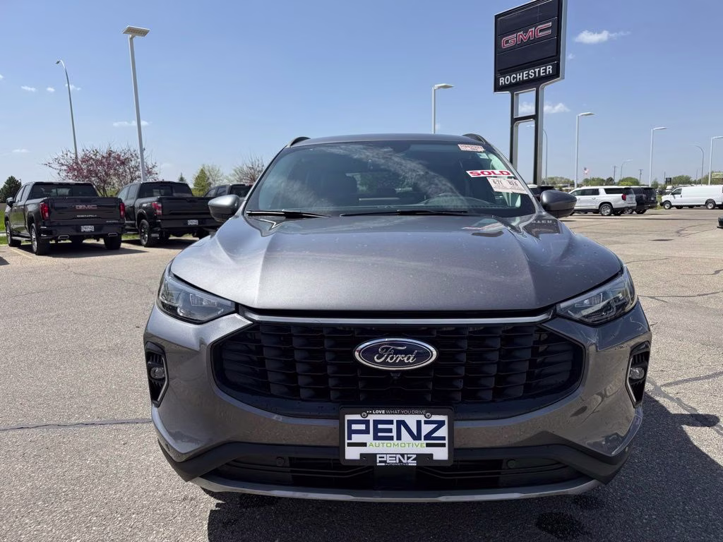 2023 Carbonized Gray Metallic Ford Escape Platinum AWD SUV