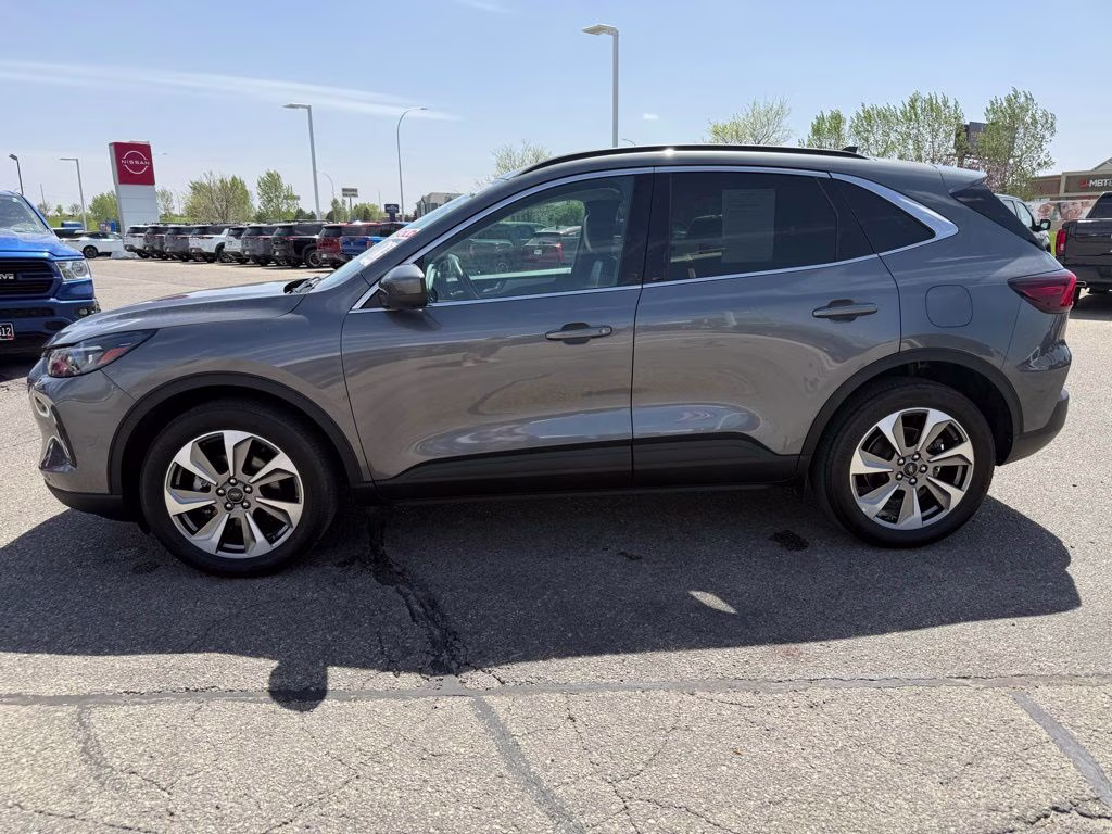 2023 Carbonized Gray Metallic Ford Escape Platinum AWD SUV