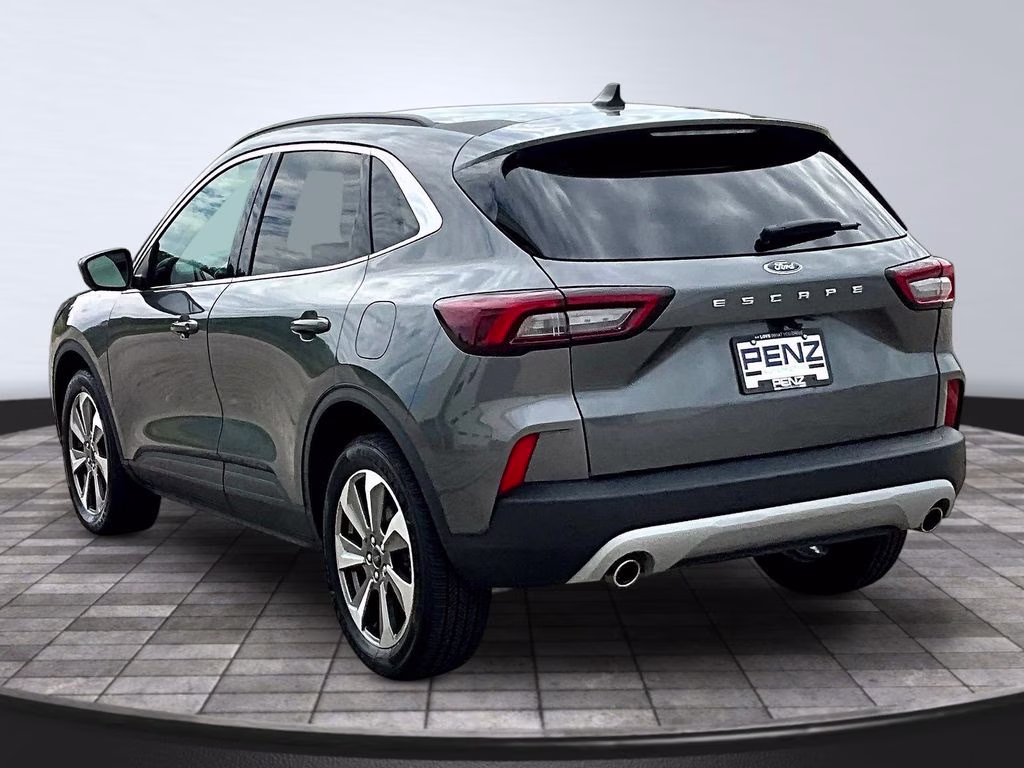 2023 Carbonized Gray Metallic Ford Escape Platinum AWD SUV