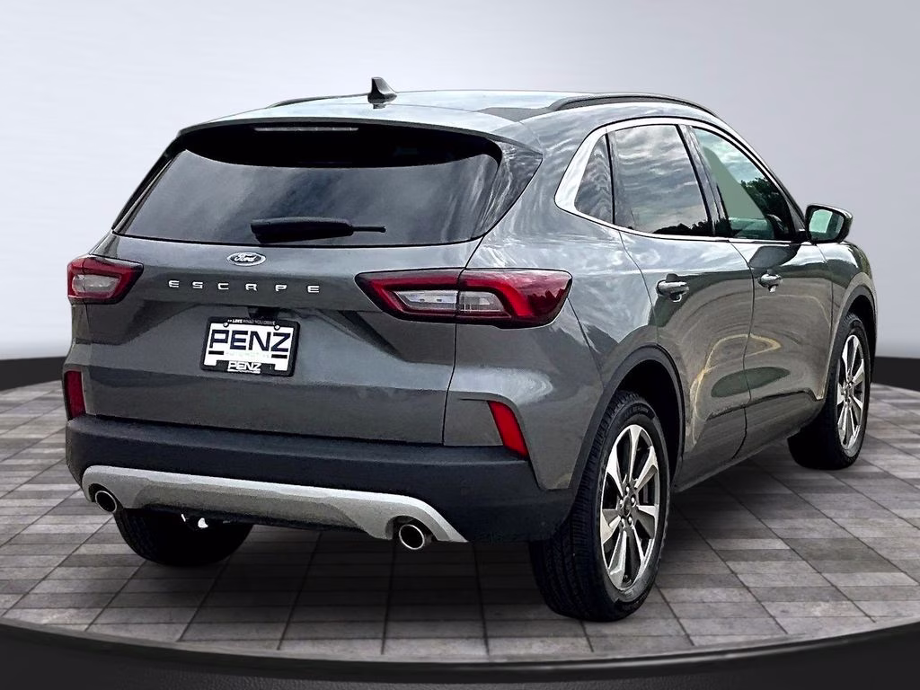 2023 Carbonized Gray Metallic Ford Escape Platinum AWD SUV