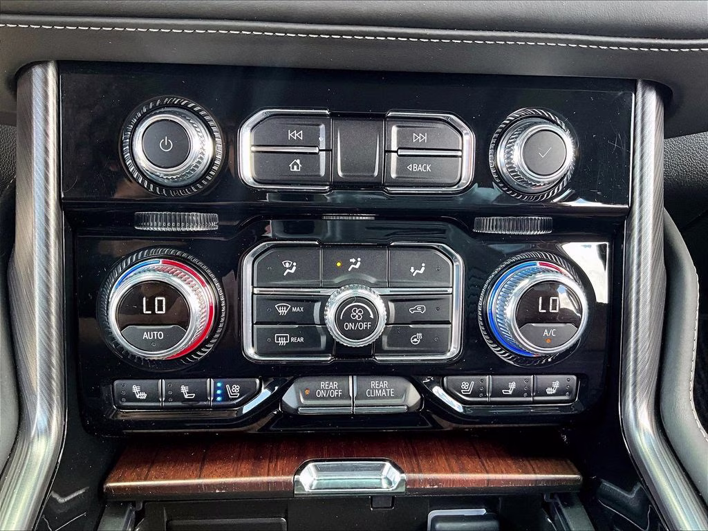 2024 Onyx Black GMC Yukon Denali Ultimate 4X4 SUV