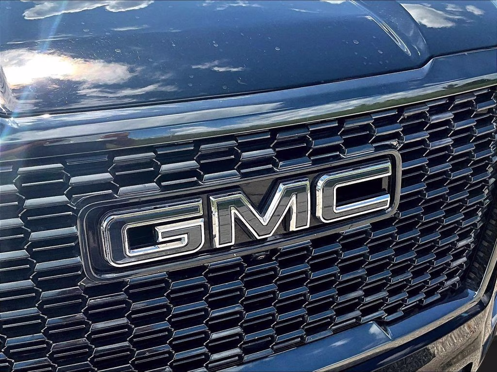 2024 Onyx Black GMC Yukon Denali Ultimate 4X4 SUV