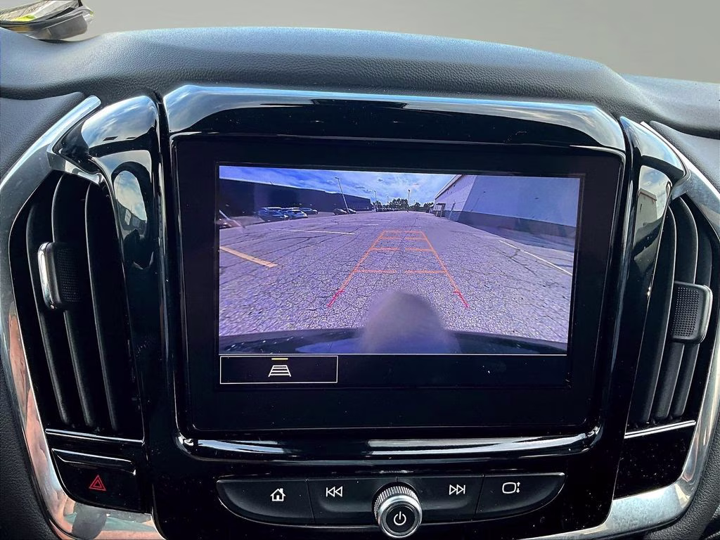 2023 Mosaic Black Metallic Chevrolet Traverse LT Leather AWD SUV