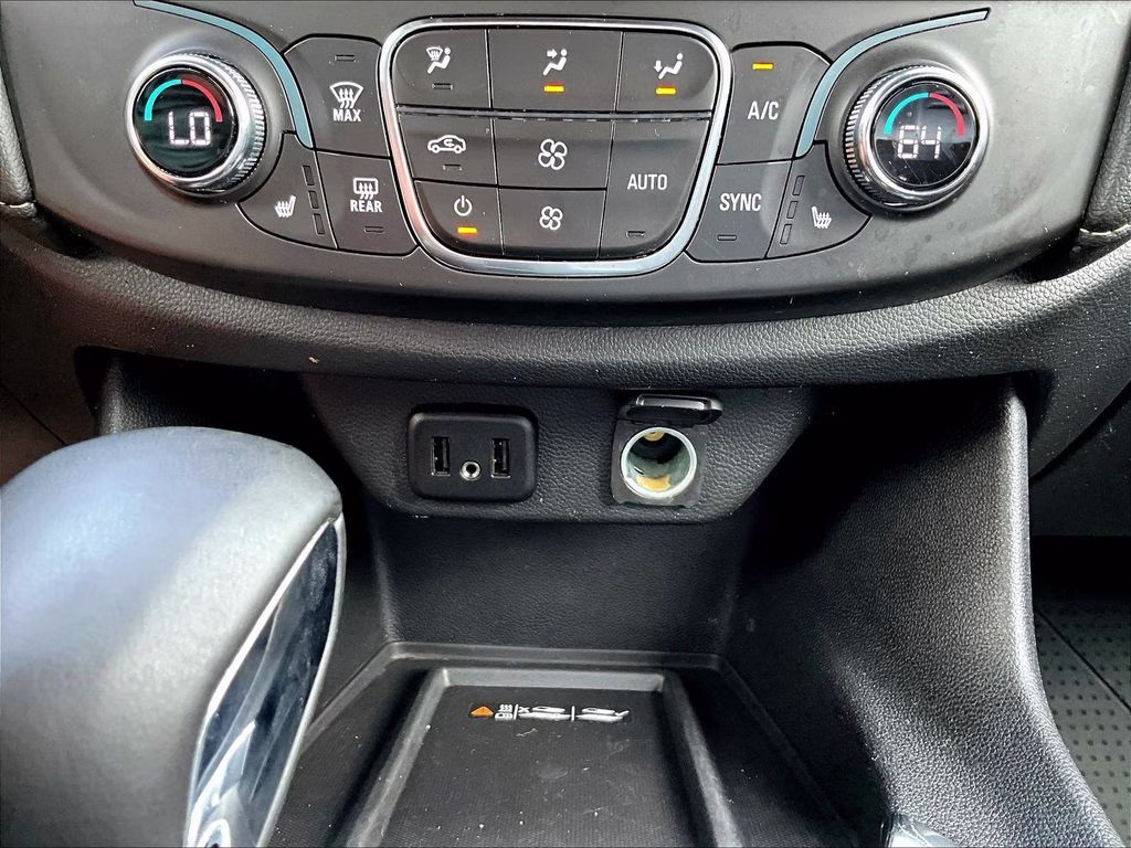 2023 Mosaic Black Metallic Chevrolet Traverse LT Leather AWD SUV