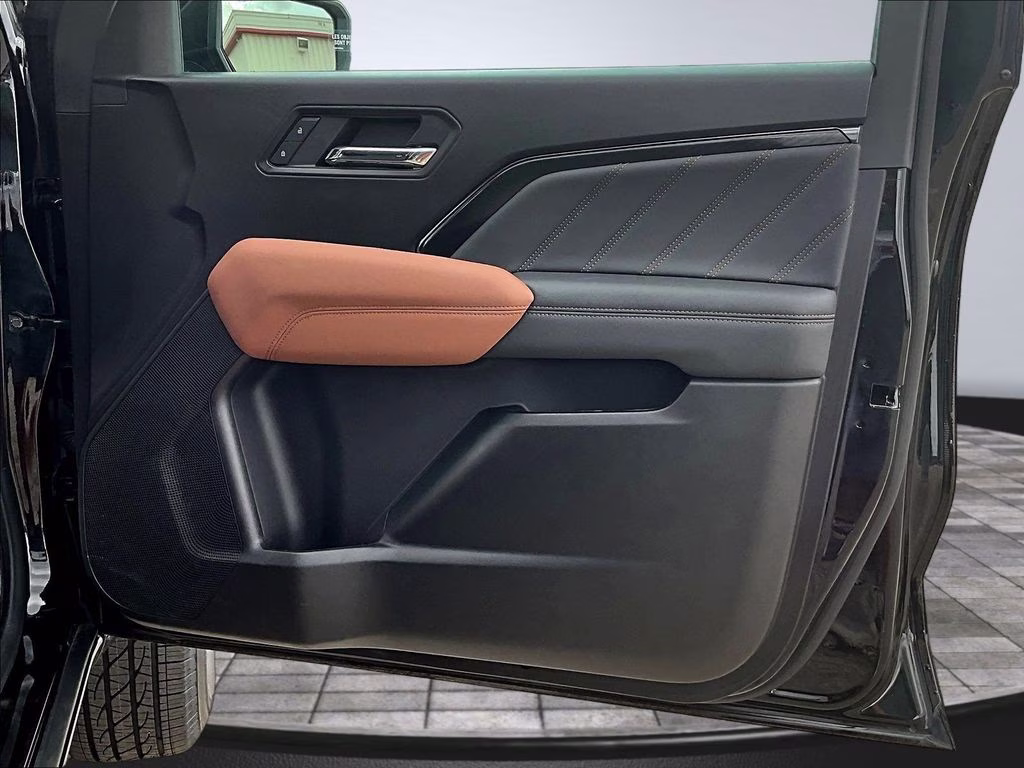 2024 Onyx Black GMC Canyon AT4 4X4 Truck