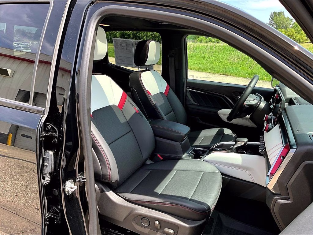 2024 Onyx Black GMC Canyon AT4X 4X4 Truck