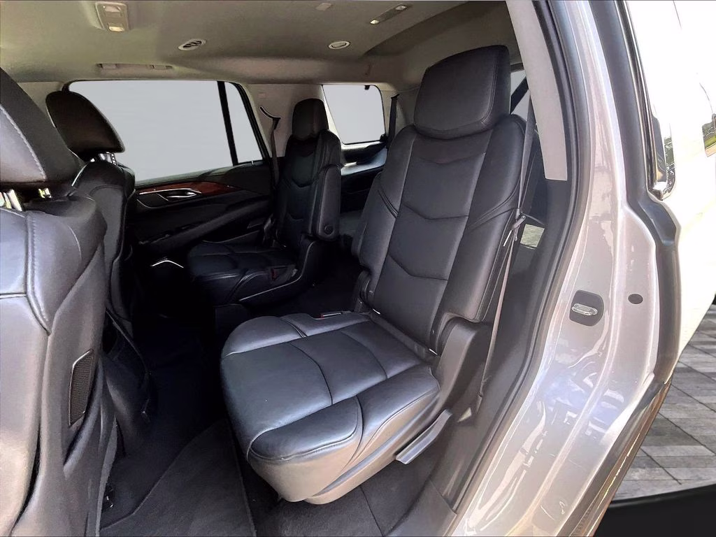 2019 Crystal White Tricoat Cadillac Escalade Luxury 4X4 SUV