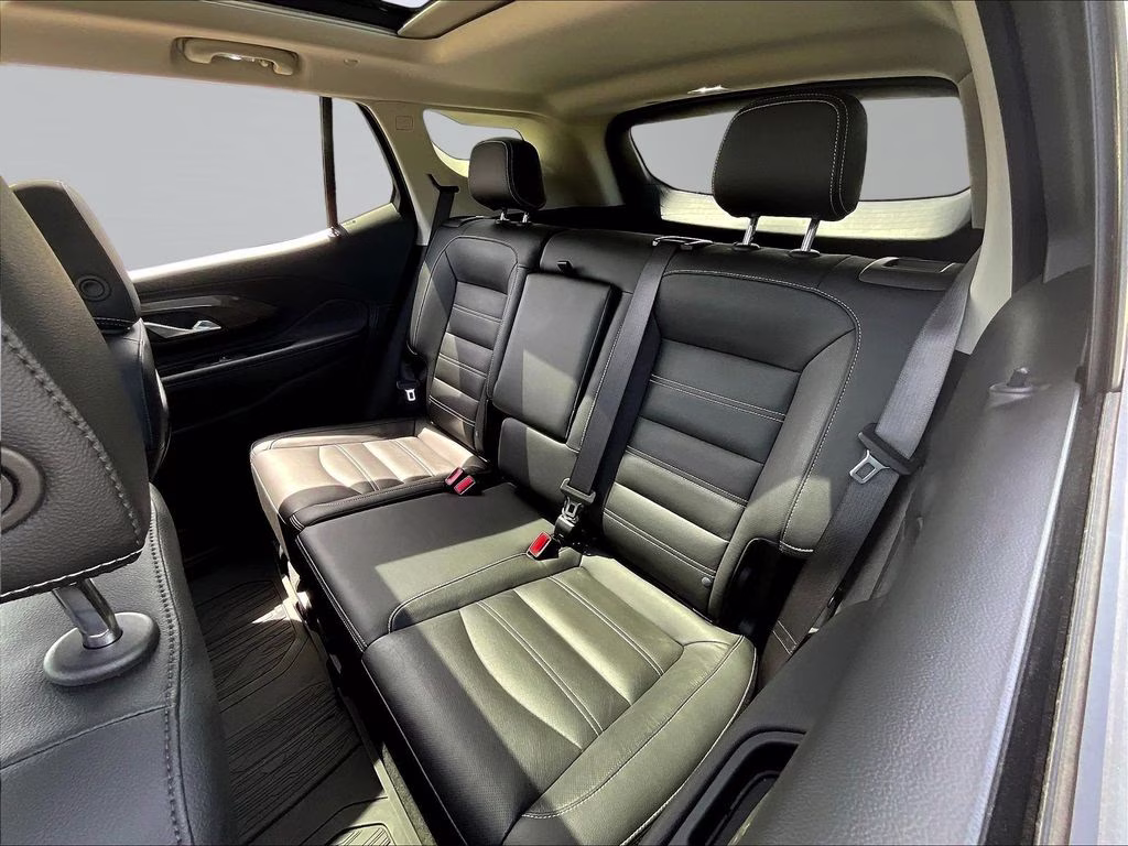 2022 White Frost Tricoat GMC Terrain Denali AWD SUV