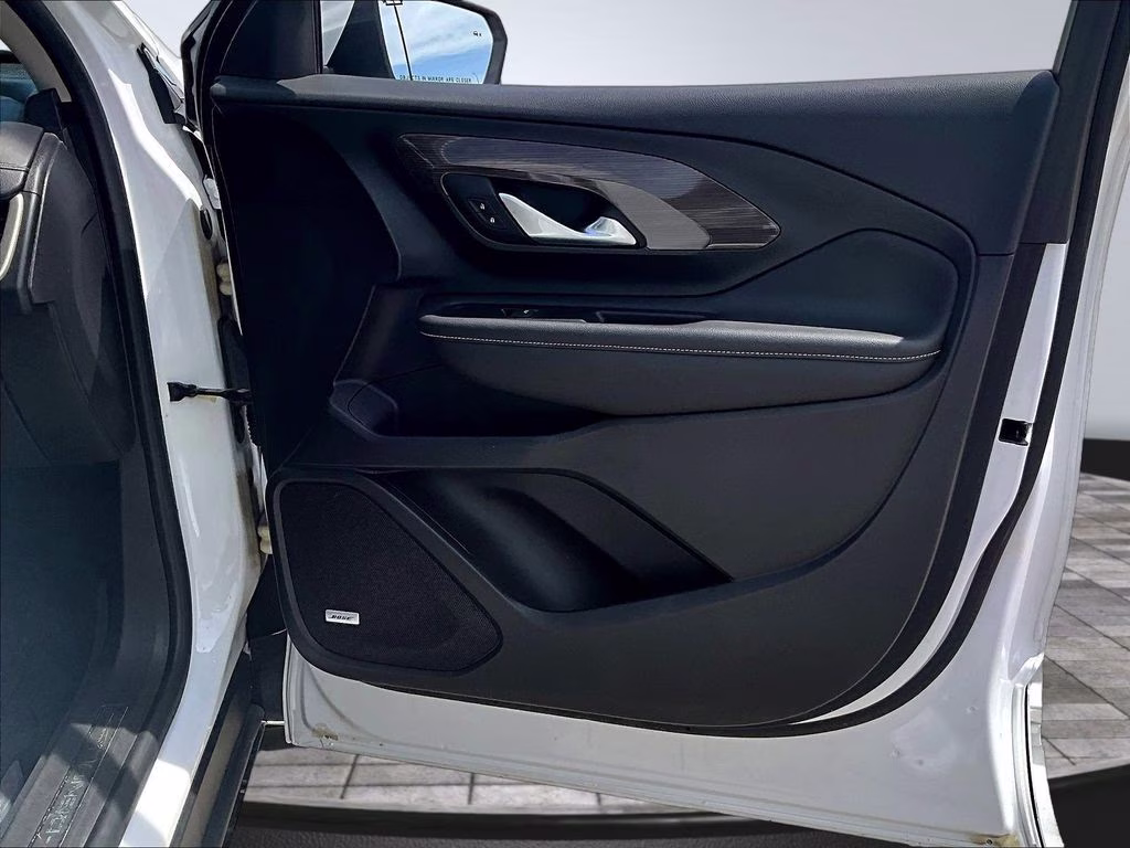 2022 White Frost Tricoat GMC Terrain Denali AWD SUV