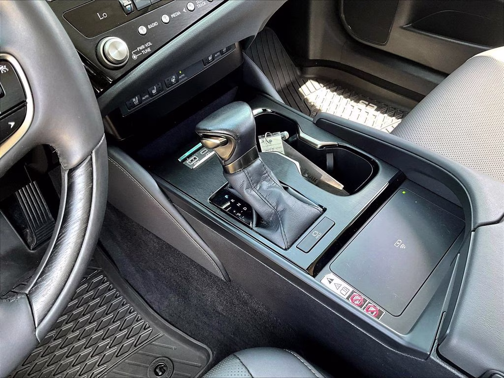 2023 Iridium Lexus ES 350 FWD Sedan