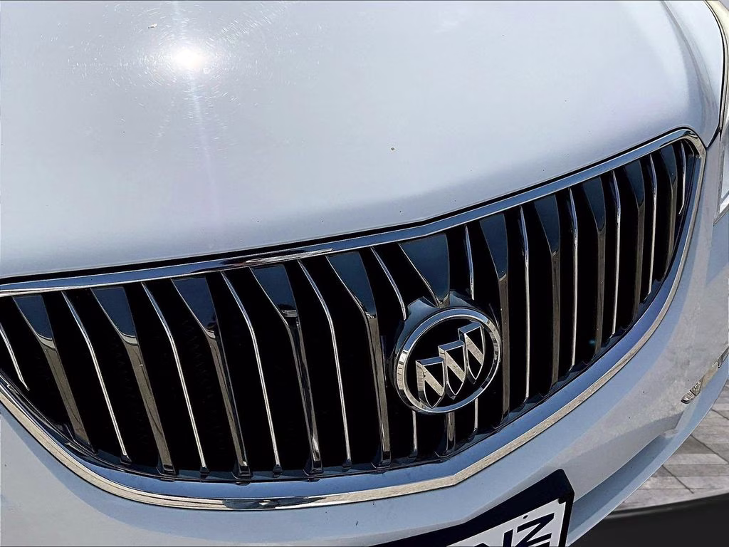 2016 Summit White Buick Enclave Leather Group FWD SUV